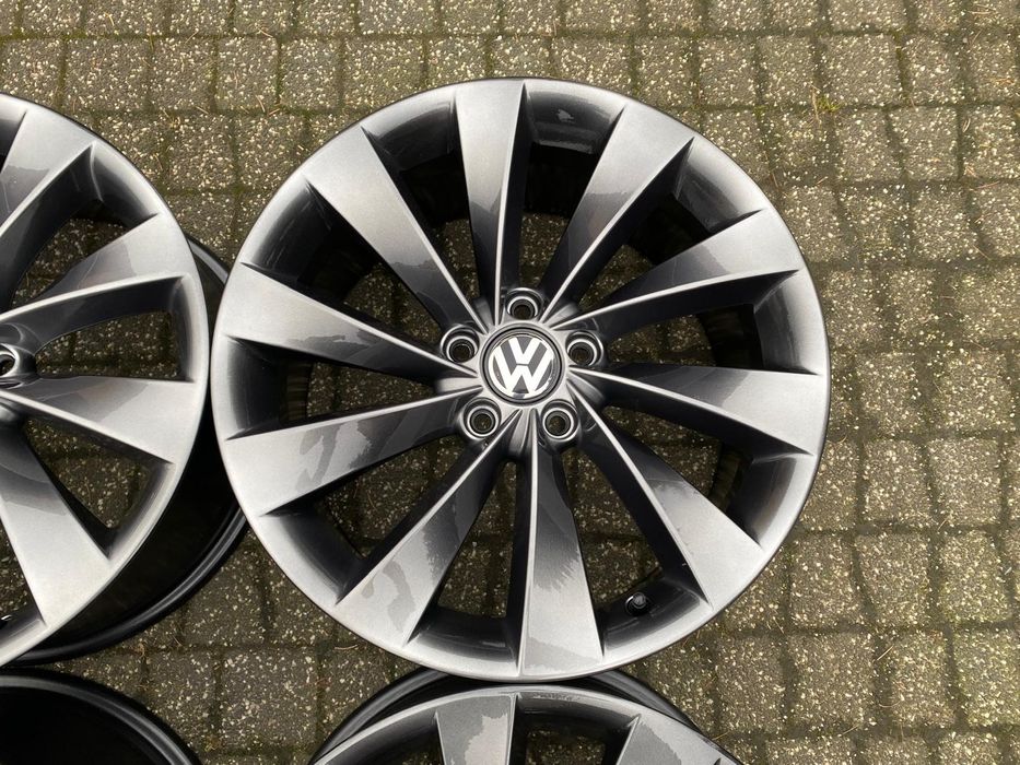 18" VW oryginal 5x112  8j et41  Passat CC Golf Arteon Eos INTERLAGOS