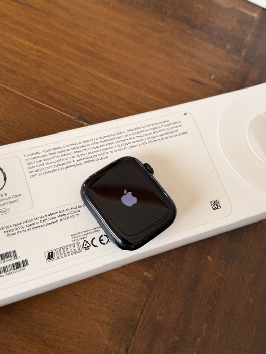 APPLE WATCH Series 8 • 45mm