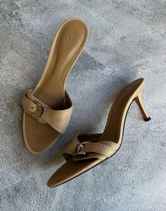 Klapki skórzane na obcasie Zara rozm 39