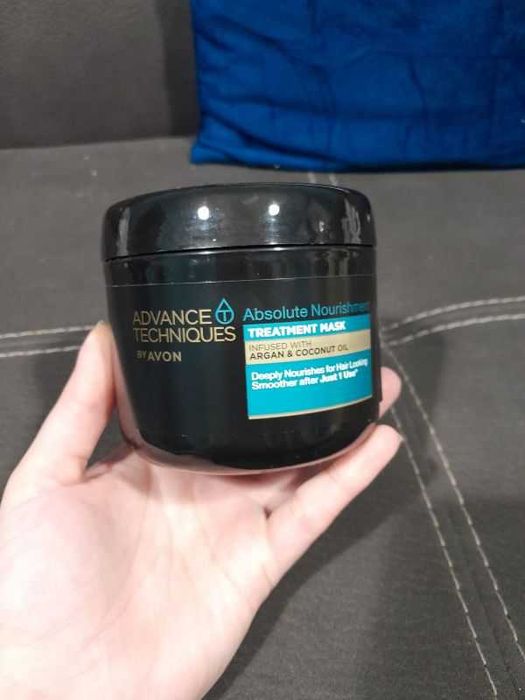 Odżywcza maska do włosów Avon Advance Techniques 375ml.