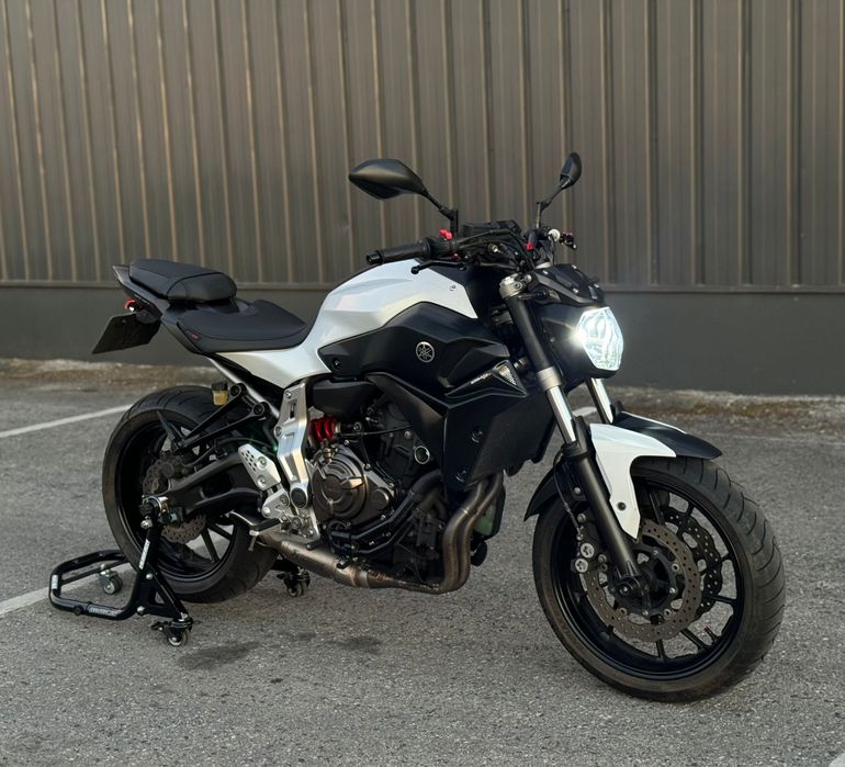 MT-07 - Akrapovic