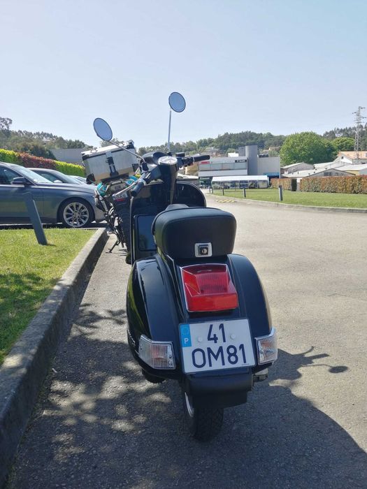 VESPA PX 125 preta
