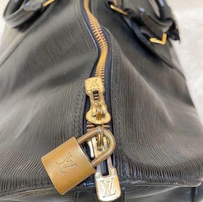 Louis Vuitton Keepall Epi, czarny