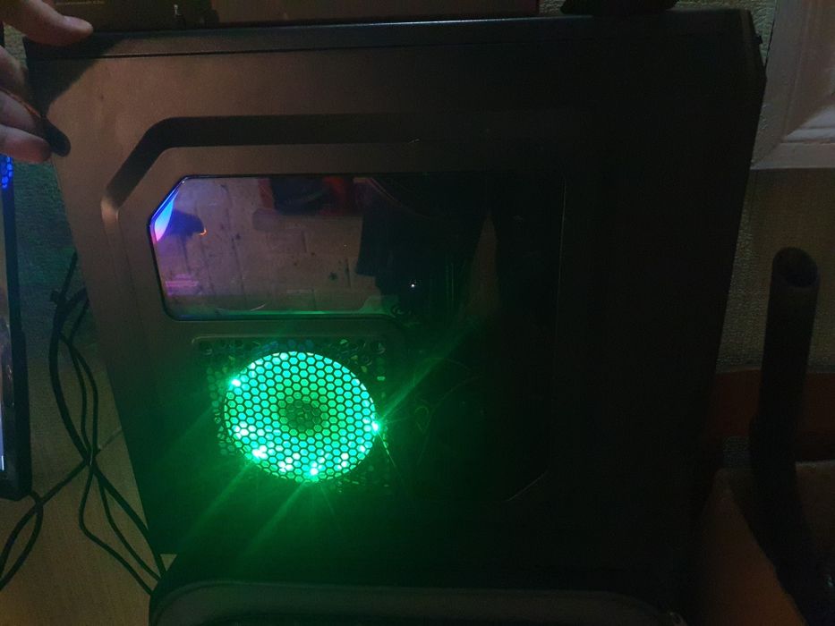 Системний блок 1070 8gb i5 7400 16gb ddr4