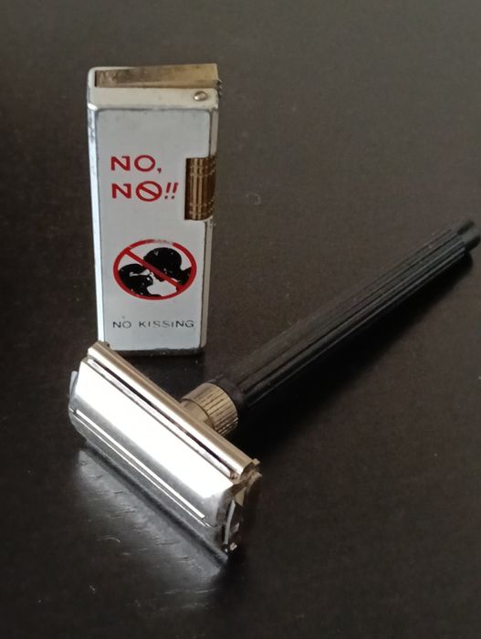 Gillette inglesa e isqueiro colecionavel