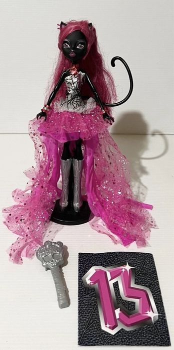 Monster High Catty Noir Кеті Нуар