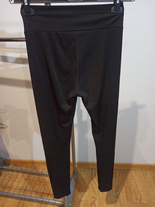 Leginsy getry prążkowane