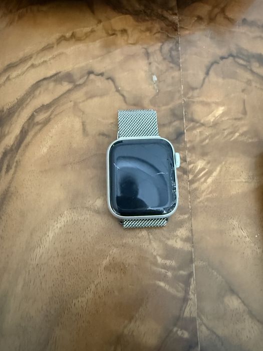 WATCH APPLE serii 6 używany