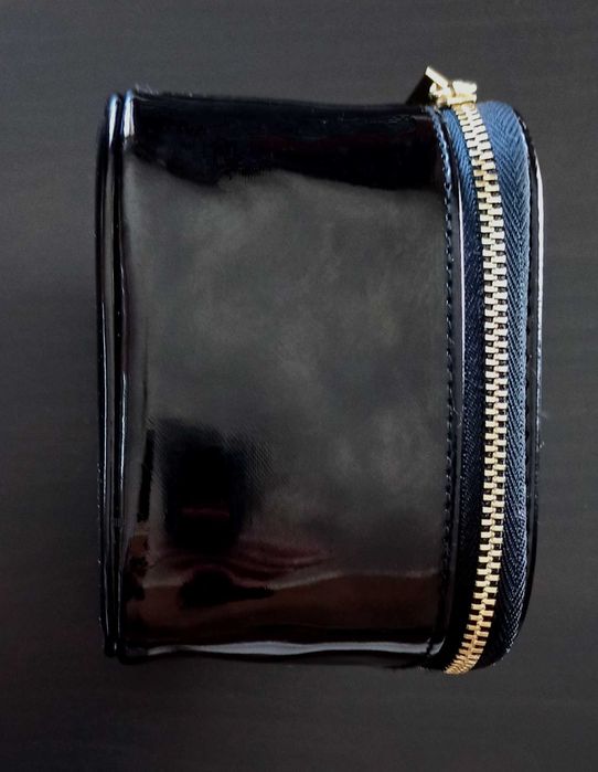 Kosmetyczka kuferek Fendi