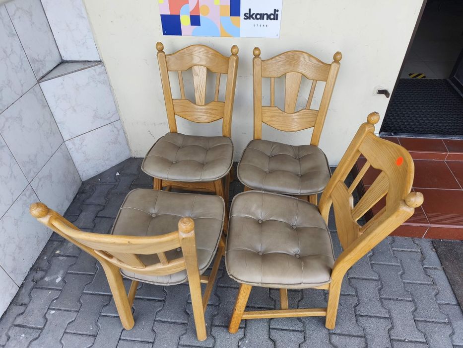 Krzesła dębowe 4 sztuki