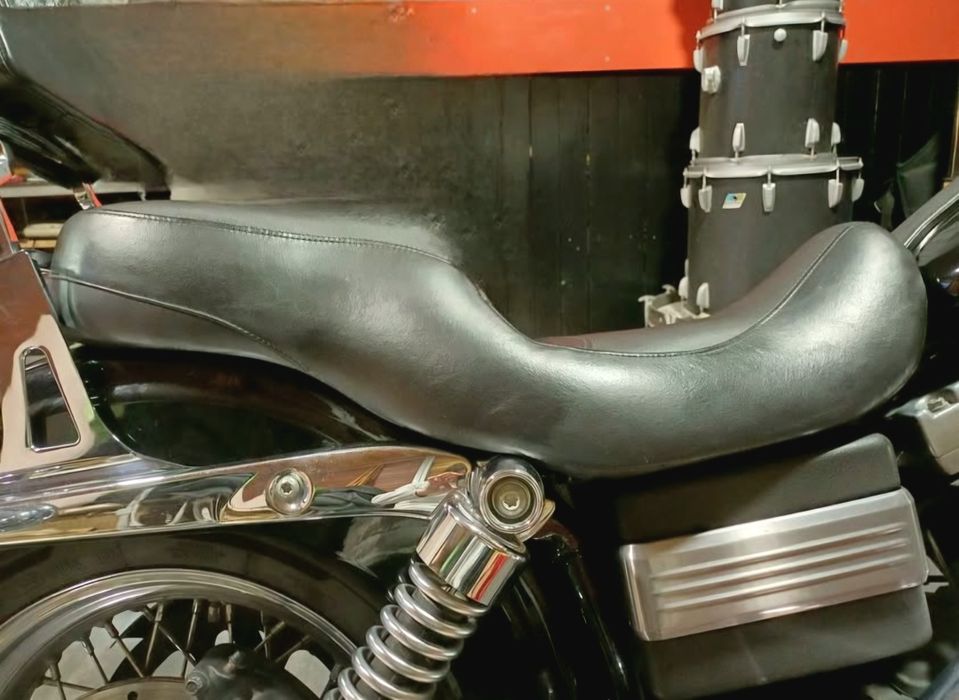 Banco Harley-Davidson Dyna  ( gel)