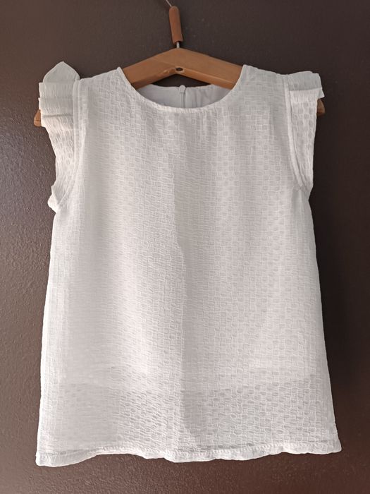 Продам нарядні блузи для дівчинки