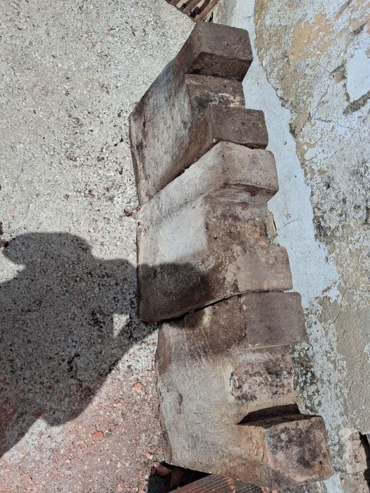 4 Apoios/cachorro de tonel antigo