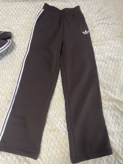 Костюм adidas спортивний