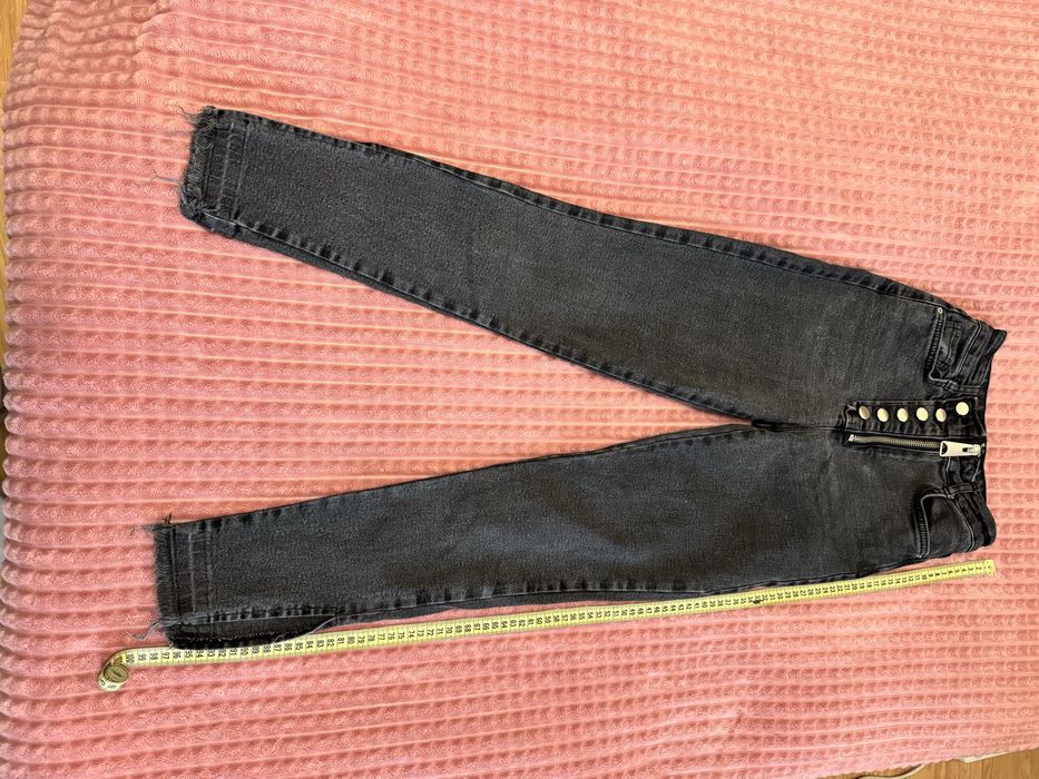 Штани жіночі джинсові