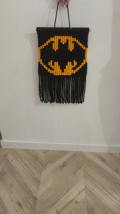 Własnoręcznie wykonana makramę- batman