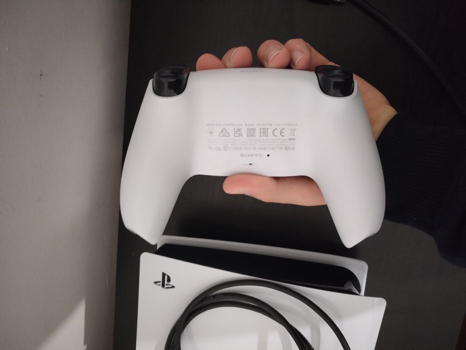 Consola PS5 Slim Digital 1TB + Unidade Disco