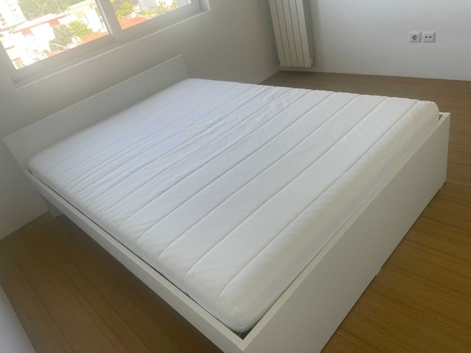 Cama Casal Branca Ikea Semi Nova