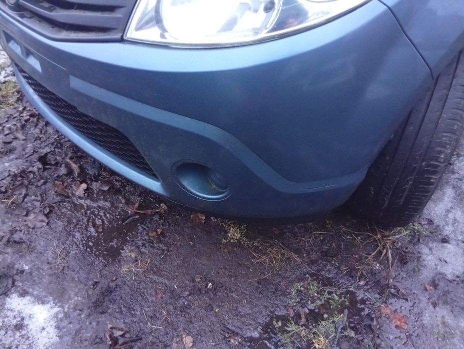 Zderzak przedni Dacia Sandero I TERNF 2008-12 europa