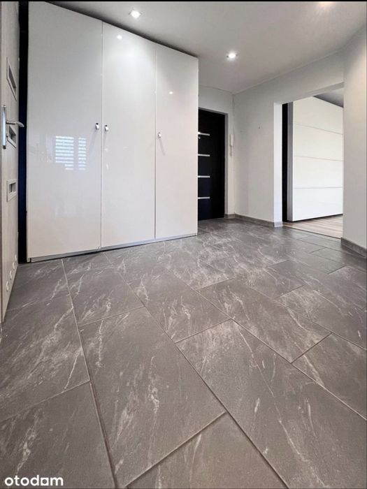 2 - pok Mieszkanie na sprzedasz, Klima, Balkon, Cicha okolica