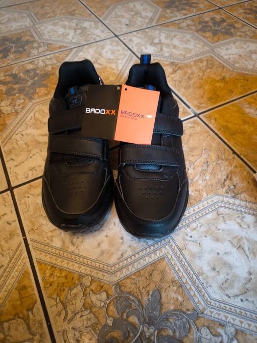 Buty sportowe 38