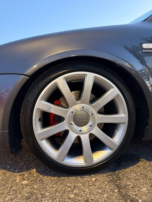 Audi conjunto centros