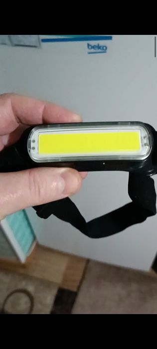 Великі фонарики ліхтарі налобні дуже яркі і у 2 дешевше ніж на ринку.