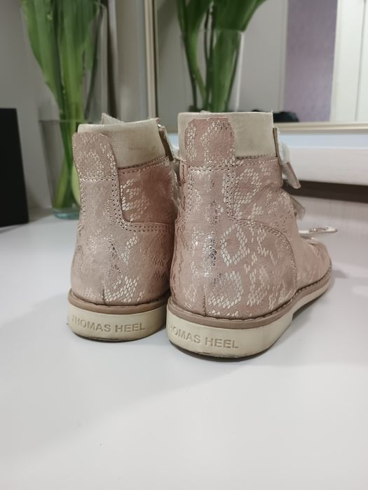 Ортопедичні босоніжки для дівчинки 27р 18-18.5 по устілці