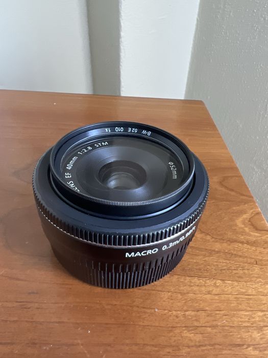 EF 40 mm.  F2.8 STM