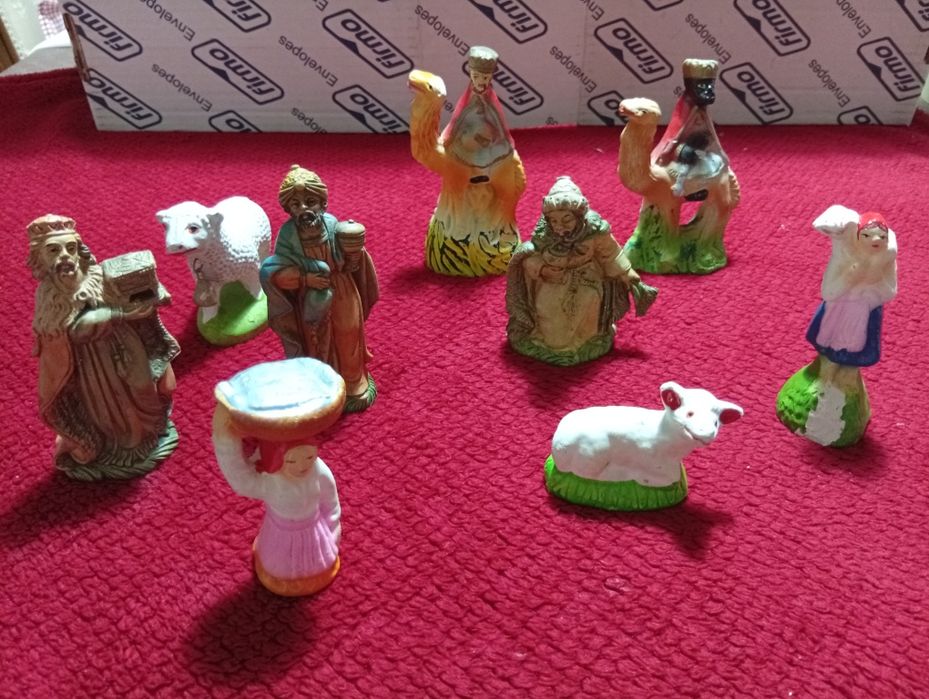 Natal - Peças do Presépio em barro