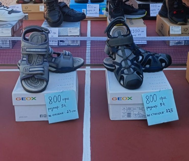 Продам босоножки Geox -34 р.