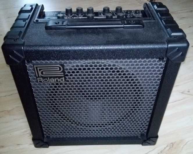 Gitara elektryczna "Vendetta" ze wzmacniaczem "Roland Cube 30X"