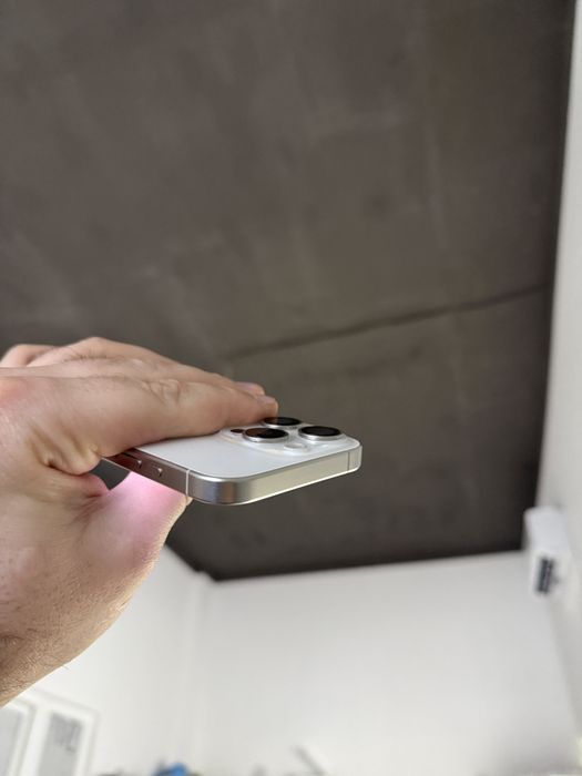 Apple iphone 15 Pro 256 gb neverlock айфон про білий 100%