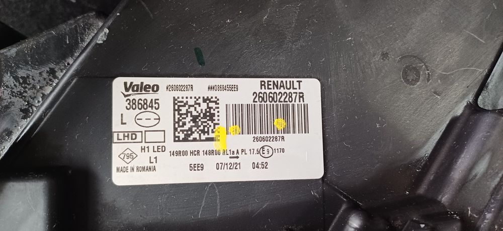 Lampa przednia lewa dacia duster ll led 21r