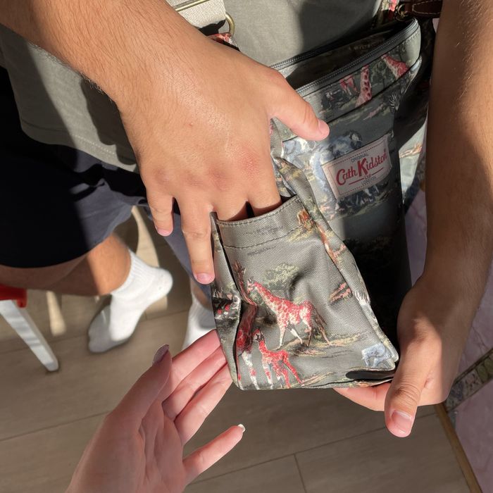 сумка через плече Cath Kidston y2k
