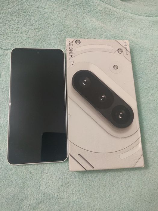 Nothing phone 3a 12/256gb