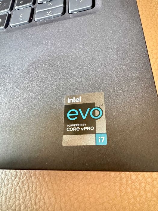 Dell Latitude 7420 Carbon Fiber 14" FHD / i7-1185G7 / 16GB RAM / 512GB SSD64284585355395123