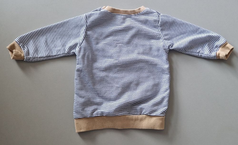 Urocza bluza  z misiem + gratis spodnie do kompletu