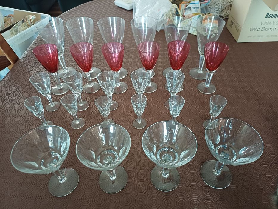 Taças de cristal antigas