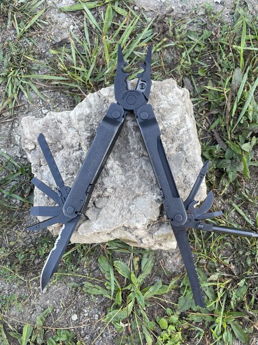 Мультитул Leatherman Super Tool 300 EOD Black 19 Інструментів з Чохлом