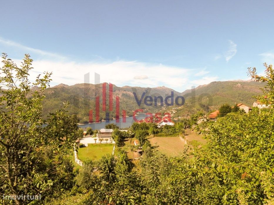 Vende-se Quintinha e Casa- Gerês-Braga