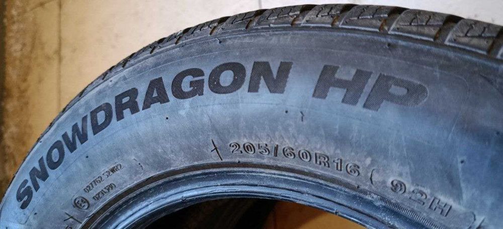 Пара шин б/у 205/60R16 92H Imperial Snowdragon HP