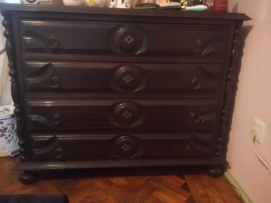 Cómoda Antiga 4 Gavetas Espaçosas Madeira Maciça