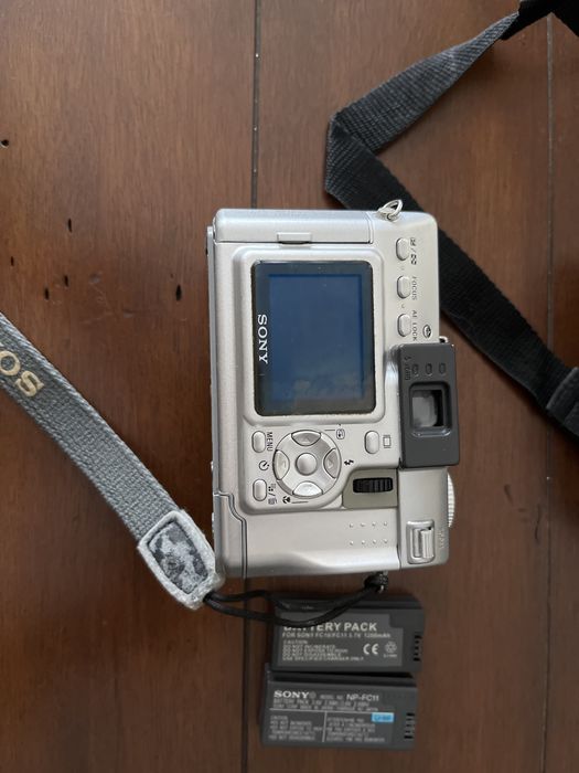 Maquina fotografica digital sony cyber shot 5.0