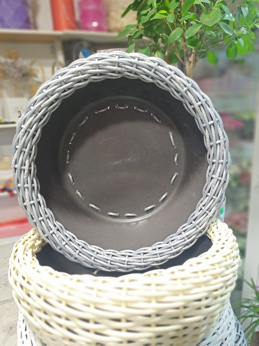 Ротанг ринка кашпо