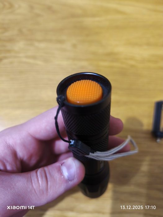 ПРОДАМ тактичний ліхтар Skif Outdoor