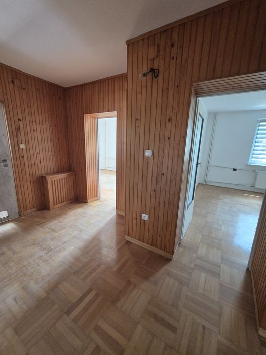 Sprzedaż domu wolnostojącego.