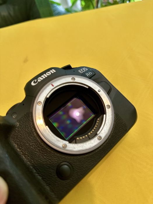 Canon R6 com caixa original