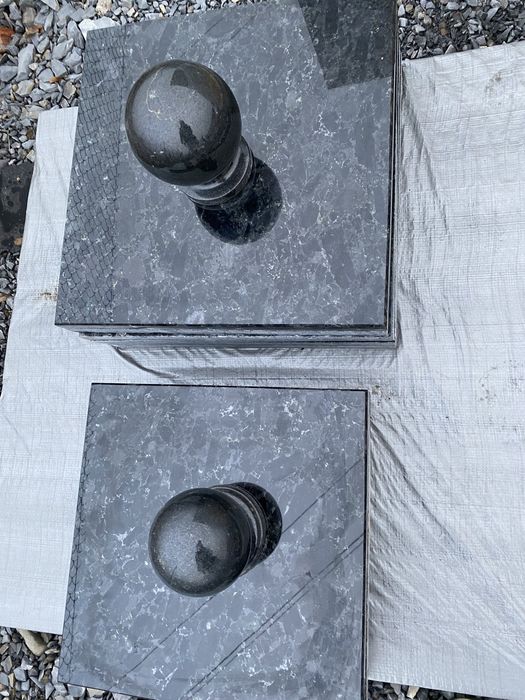 Шапки,кришки,парапети,підвіконня з природнього каменю