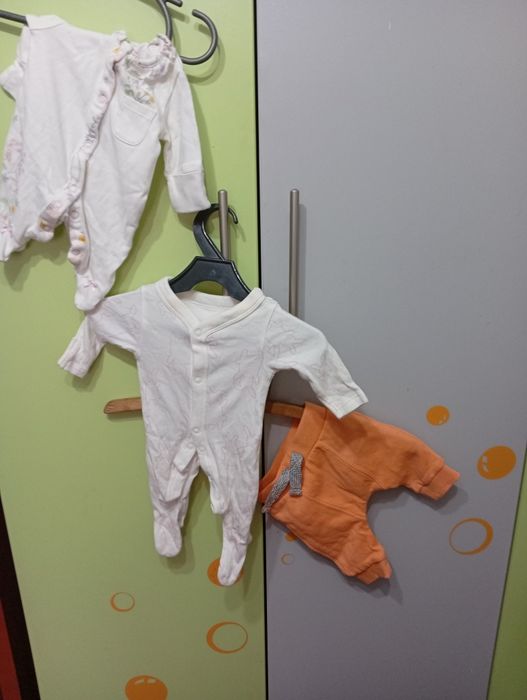 Віддам безкоштовно на дівчинку